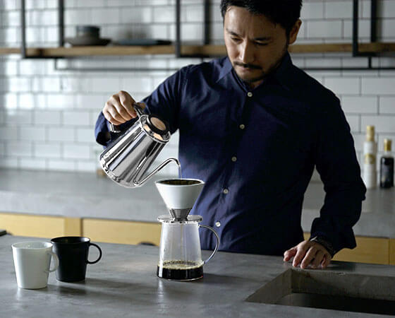 Beasty Coffee by amadana 3点セット:ケトル+ドリッパー+ハンドルレザーカバー(シルバー&ホワイト)