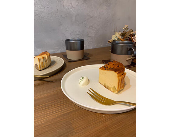 鳴門金時のバスクチーズケーキ