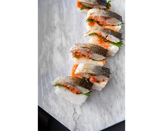 炙り2本セット(炙りさば寿司・炙りさば明太子寿司)