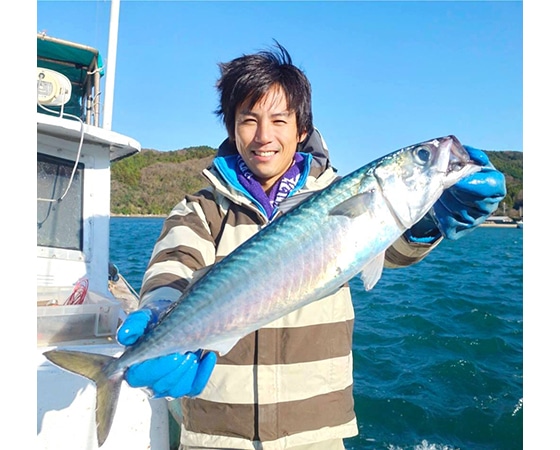 <お気軽コース> シェフたちが続々指名買い。研究者から漁師になった銭本慧さんの「伊奈のマサバ」