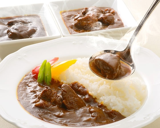 【ギフト】お中元 米沢牛黄木(おおき) お肉屋さんの黒毛和牛カレーセット