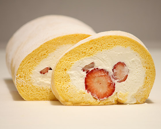 【focetta】低糖質いちごロールケーキ 1本
