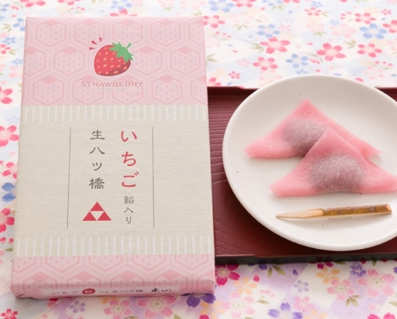 いちご餡入り生八ツ橋
