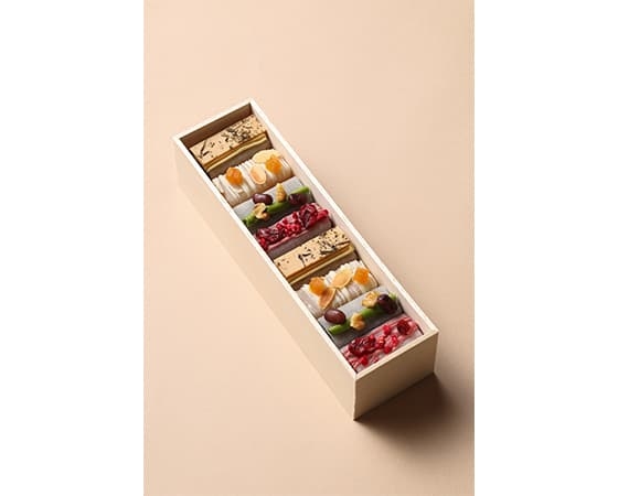 KOHAKU YOKAN(アプリコット、ほうじ茶、ラズベリー、宇治抹茶) 1箱約300g
