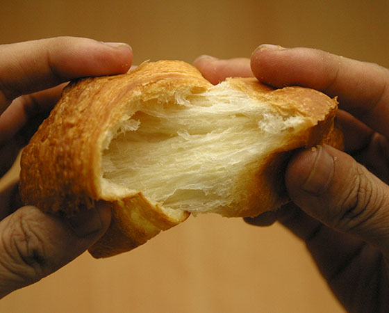 本間製パン 冷凍クロワッサン3種　（プレーン10個、メープル5個、チョコ5個）×2