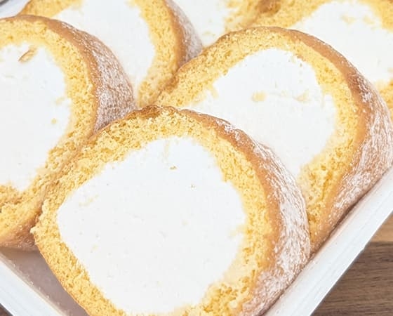 訳あり！ケーキ屋さんのクリームロールケーキ　400g