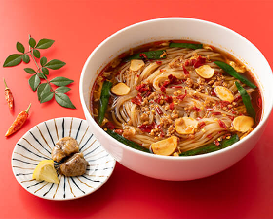 宮崎辛麺 ２食 スープ付 (乾燥具材・鶏の炭火焼)