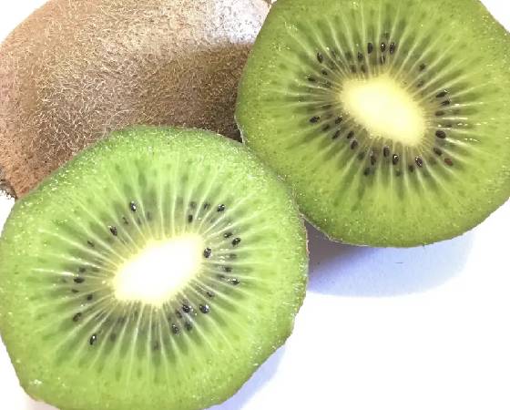  【予約】グリーンキウイフルーツ　1.5kg(12～15玉）ご家庭用　【青山キウイフルーツ農園】