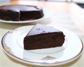 【冬季限定】6号サイズ　常温チョコレートケーキ（直径約18cm）×1個