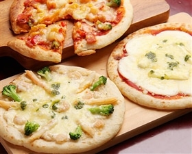 北海道チーズピザ3枚セット【お届け期間：12月22日～12月25日】